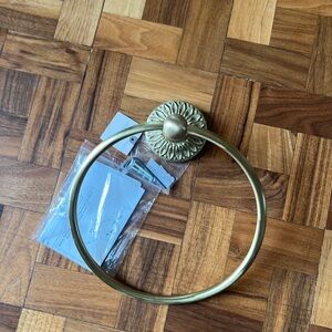 Anthropologie towel ring